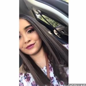 Meet your Posher, Nadia